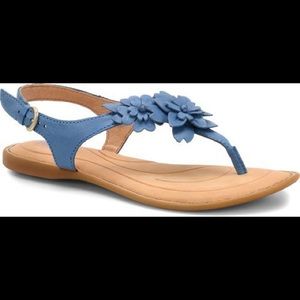 NEW in BOX! BORN Danna Blue Summer Sandal